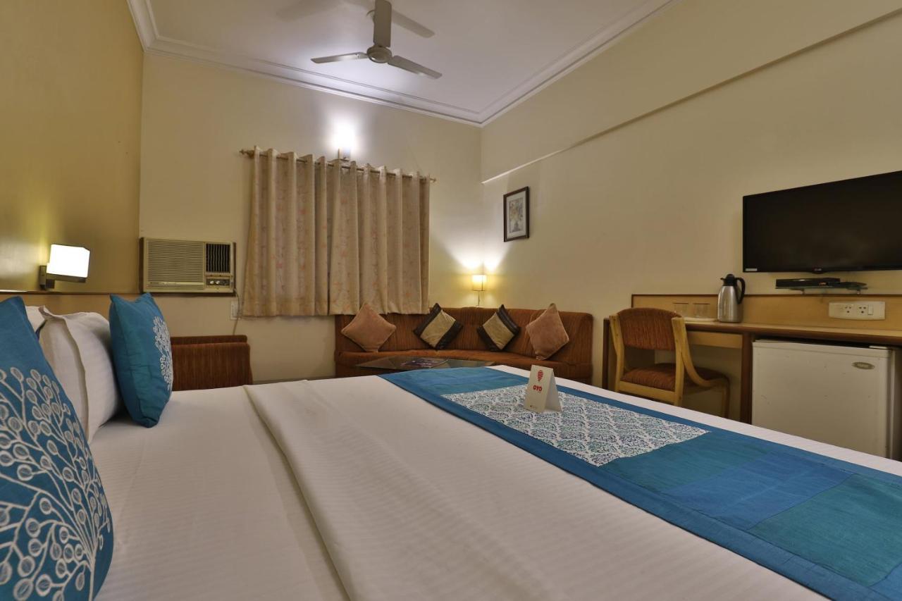 Capital O 1338 Hotel Harmony Rádzskot Kültér fotó