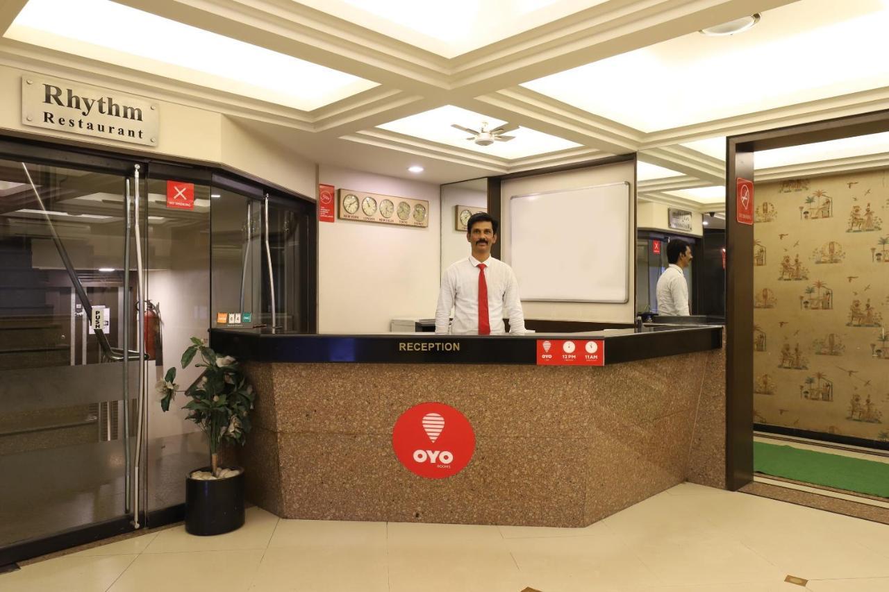 Capital O 1338 Hotel Harmony Rádzskot Kültér fotó